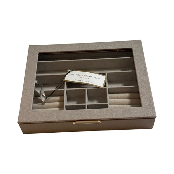 cupcakes & cashmere Taupe Jewelry Organizer - Picture 2 of 7